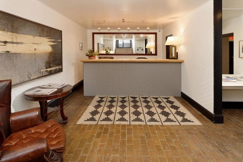 Independence Square Unit 313, Downtown Hotel Room In Aspen With Rooftop Hot Tub מראה חיצוני תמונה